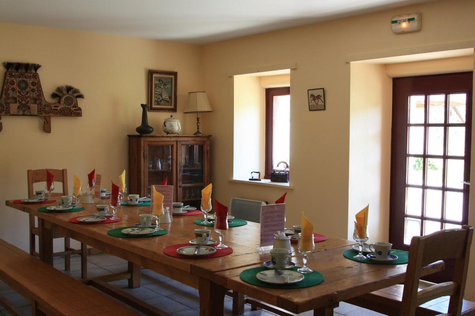 Domaine De Lesvaniel